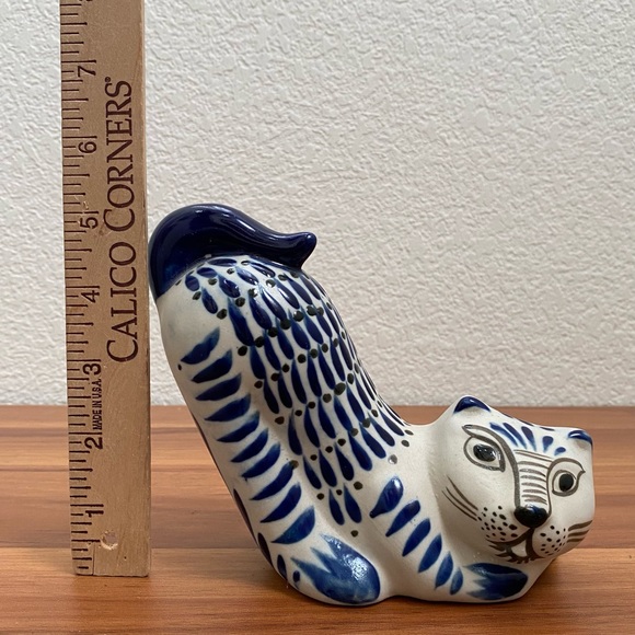 Tonala Mexican Art Pottery Gray/Blue Stretching Cat Ceramic 5” Figurine - Picture 2 of 13